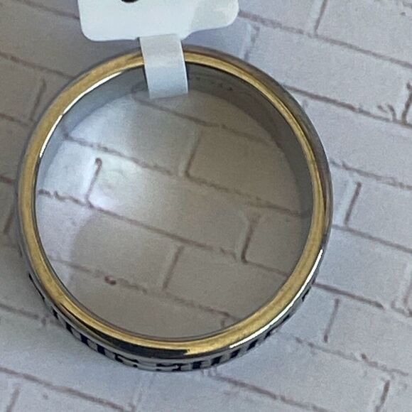 Men's Stainless Steel Medieval Style Cross Ring size 11 - Picture 3 of 5